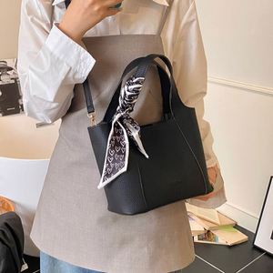 Sac à main de luxe haut de gamme en cuir PU pour femme, style coréen exquis, sac bandoulière polyvalent avec fermeture éclair - Product Image 4