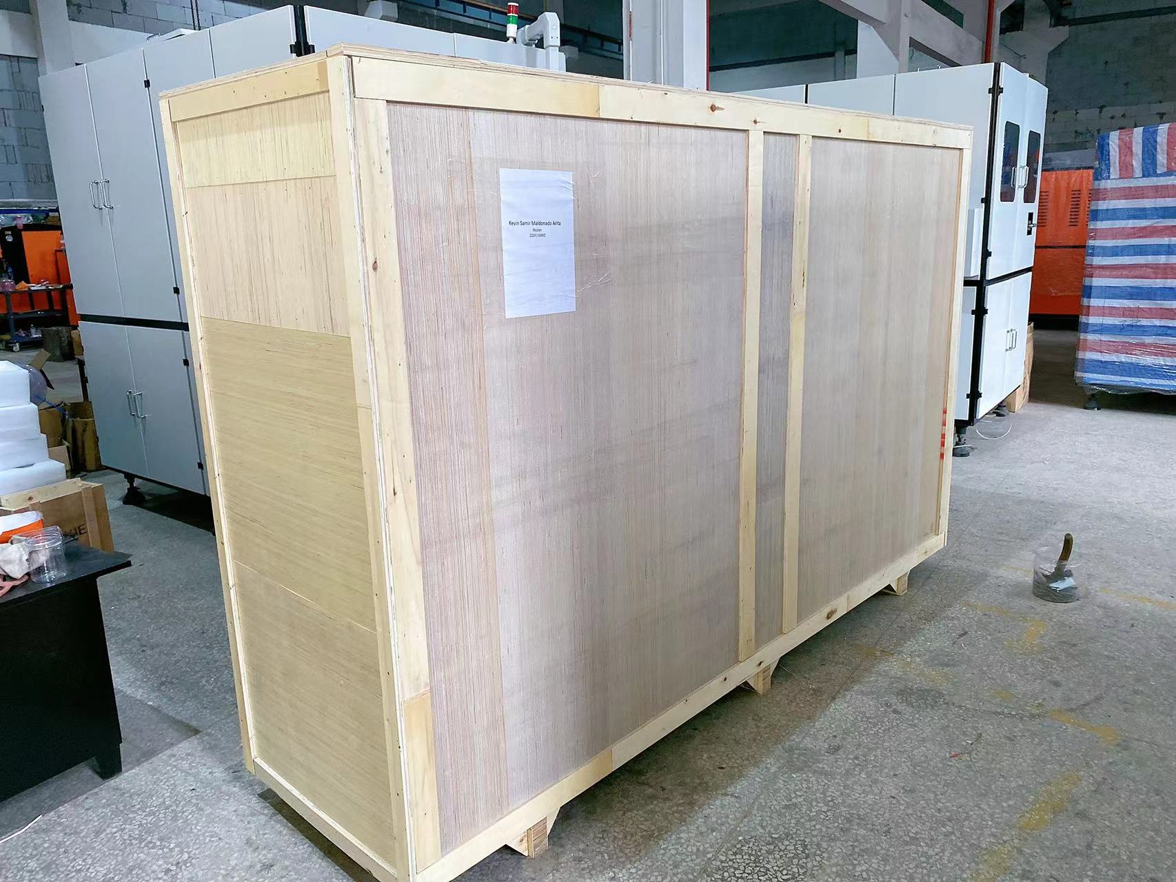 semi automatic pet bottle blowing machine