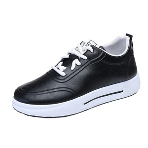 Zapatos de Hombre con Suela Gruesa para Primavera/Otoño 2026, Zapatillas Deportivas Versátiles de Color Sólido, Calzado Deportivo Casual con Suela Suave para Uso Diario - Product Image 4