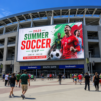 Affichage LED extérieur durable P5, écran d'affichage LED sans soudure 960x960mm, étanche IP65 pour événements sportifs, compétitions, OEM