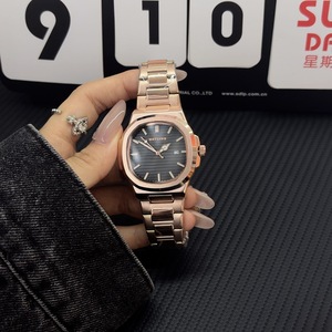 <span class=keywords><strong>Reloj</strong></span> de Lujo <span class=keywords><strong>Citizen</strong></span> para <span class=keywords><strong>Hombre</strong></span>, de Cuarzo, con Correa de Acero Inoxidable Dorado, Esfera de Cristal, Resistente al Agua, Luminoso, con Indicador de Fecha y Día de la Semana - Product Image 4