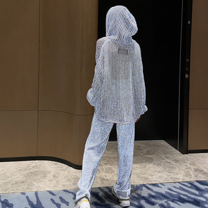 T-<span class=keywords><strong>shirt</strong></span> tricoté personnalisé pour <span class=keywords><strong>femme</strong></span>, <span class=keywords><strong>à</strong></span> manches longues, <span class=keywords><strong>à</strong></span> capuche, uni, respirant, écologique, avec motif étoile scintillante et découpes - Product Image 4