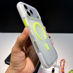Funda Magnética Luminosa para iPhone 17 16 15 14 13, con Correa, Acabado Mate, TPU y PC, para iPhone 17 Pro Max - Product Image 6