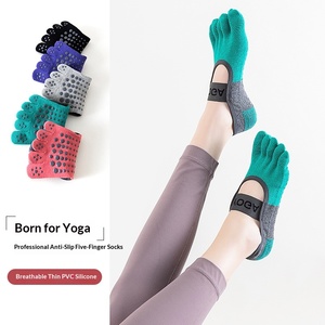 Calcetines de yoga de cinco dedos al por mayor, antideslizantes de silicona para mujer, sin talón, para fitness, ballet, danza, algodón, gimnasio, profesionales - Product Image 4