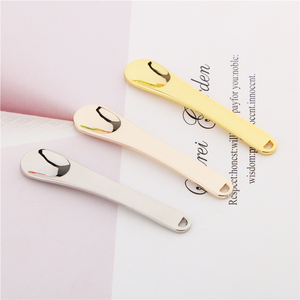6CM Crème Visage Cuillère Applicateur Petite Cuillère De Maquillage En Métal Cosmétique Scoop Or Argent Mini Cosmétique <span class=keywords><strong>Spatule</strong></span> pour Soins De La Peau Du Visage - Product Image 1
