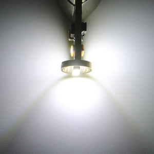 Suministro transfronterizo de luces para automóviles, incluyendo luces de estacionamiento LED T10, luces de matrícula de 3 luces 7020, luces de lectura de techo W5W - Product Image 4