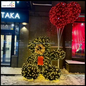 Lumières LED mignonnes en forme d'ours, étanches pour décoration de Noël en extérieur - Product Image 1