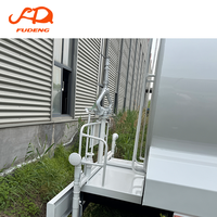 Nouveau camion-citerne HOWO 6x4 robuste avec système de pulvérisation haute pression, réservoir de 10001 à 15000 L pour la construction, l'exploitation minière et la lutte contre la poussière
