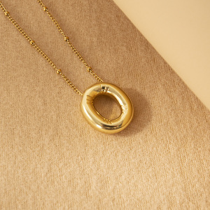 Collar con Colgante de Letra de Acero Inoxidable, Chapado en Oro de 18K, Cadena con Letras del Alfabeto, Collar de Clavícula para Uso Diario, Regalo, Joyería de Moda - Product Image 5