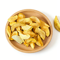 Gefreeze-droogde gele perzikplakjes, gedroogde fruitsnack