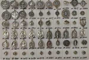 20x12mm St. Juan <span class=keywords><strong>Diego</strong></span> & <span class=keywords><strong>De</strong></span> Guadalupe St. Benedict Medalla para la fabricación <span class=keywords><strong>de</strong></span> collares <span class=keywords><strong>de</strong></span> joyería - Product Image 4