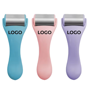 Handhold Rolling Masaje Cara Estiramiento del cuello <span class=keywords><strong>Contorno</strong></span> Rodillo <span class=keywords><strong>de</strong></span> hielo Eliminación <span class=keywords><strong>de</strong></span> <span class=keywords><strong>arrugas</strong></span> - Product Image 1