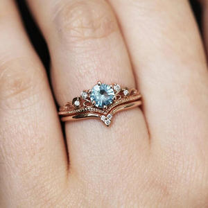 Anillo de Compromiso T0910 con Corona, Chapado en Oro Rosa, con Piedra de Topacio, Joyería Fina para Mujer - Product Image 1