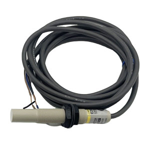 Brand New E2K-X4ME1 M12 Cylindrical Threaded Capacitive Proximity Sensor 4mm for Detecting Non-Metallic Liquids - Product Image 6