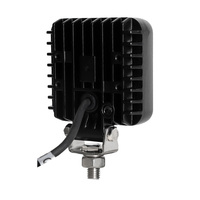 Feux de travail LED carrés de petite taille de qualité supérieure IP67 12v 24v à faisceau large pour remorque grue en boîtier noir