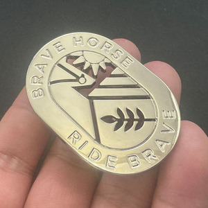 Hebilla de cinturón de metal personalizada Logotipo de marca personalizado de moda Sonrisa Diseño redondo Hebilla de aleación de zinc - Product Image 5