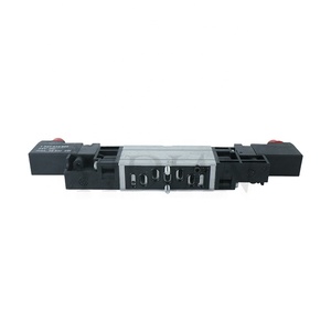 วาล์ว Homag ELEK AVENTICS 0820037202 สำหรับเครื่องจักร Homag รุ่น 4011040639 - Product Image 1