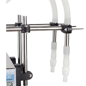 Precio de fábrica Velocidad de llenado más alta Dos boquillas de llenado Relleno de líquido de gran volumen semiautomático CNC para desmaquillador - Product Image 1