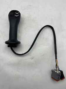 Manche de joystick de haute qualité LUYUE pour excavatrices E320GC/E323GC/E324GC/E345GC, pièce en caoutchouc, n° de pièce. Garantie de 6 mois 512-1247 - Product Image 5
