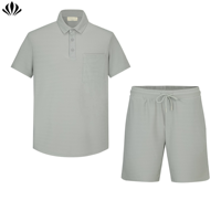 Ensemble de golf 2 pièces pour homme : Polo à manches courtes avec poche poitrine et short décontracté à taille élastique avec cordon de serrage