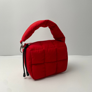 Sac à main matelassé mini pour femme, pochette de soirée tendance en nylon et coton avec fermeture éclair, portable et suspendable - Product Image 2