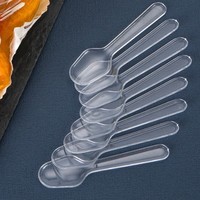 Mini cuillères en plastique jetables individuelles portables de couleur personnalisée de qualité alimentaire de haute qualité pour bar à la maison