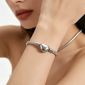 Pulsera de Cadena de Hueso de Serpiente Redonda de Acero Inoxidable para Mujer, Brazalete con Cierre de Bola de Corazón, Accesorio de Joyería Metálica - Product Image 3