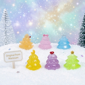 Figurines <span class=keywords><strong>de</strong></span> <span class=keywords><strong>mini</strong></span>-sapins <span class=keywords><strong>de</strong></span> Noël en résine en gros, styles variés pour décorations <span class=keywords><strong>de</strong></span> maisons <span class=keywords><strong>de</strong></span> poupées, villages <span class=keywords><strong>de</strong></span> Noël et scènes <span class=keywords><strong>de</strong></span> fêtes DIY - Product Image 6