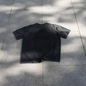 Camiseta de Alto Gramaje Estilo Urbano 250 Gsm Lisa Económica Vintage con Bordado Personalizado y Lavado Ácido - Product Image 2