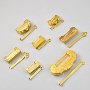 Cadenas rectangulaire en alliage d'acier imitation or Wenzhou Platinum Link, à levier unique, décoratif pour usage domestique - Product Image 1
