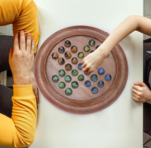 Классическая деревянная настольная игра «Солитер» с полированными мраморными шариками, ручной работы, для одного игрока, с любовной тематикой, головоломка, развивающая мышление - Product Image 6