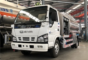 Vehículo de Reabastecimiento de Combustible para Aviones Personalizado, <span class=keywords><strong>5000</strong></span> <span class=keywords><strong>Litros</strong></span>, 4x2, Nuevo, Gasolina/Diésel, <span class=keywords><strong>Camión</strong></span> <span class=keywords><strong>Cisterna</strong></span> para Reabastecimiento de Aviones Pequeños - Product Image 3