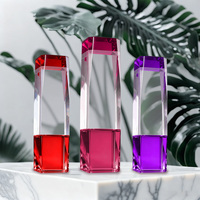 Noble or argent or Rose or prisme géométrique trophée de cristal multicolore à facettes trophée de cristal pour cadeau d'entreprise