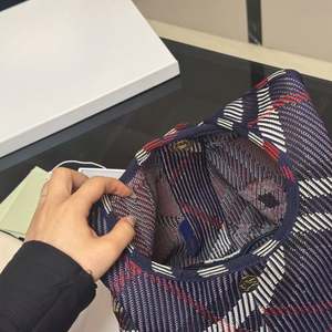 Sac fourre-tout de luxe pour femme, de haute qualité, original, de marque, tissé à carreaux, tendance et décontracté - Product Image 5