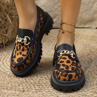 Chaussures plates léopard pour femmes en gros, mocassins sexy à chaîne décorative, mules confortables à boucle Mary Jane, chaussures de luxe pour femmes