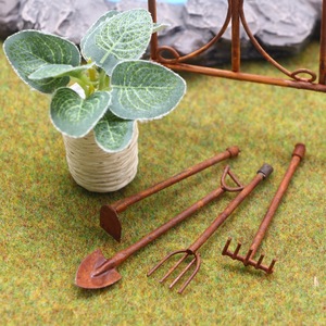 Ensemble d'outils de jardin miniatures en métal rouillé, 1.4 pièces, modèle pelle, râteau, fourche, pour maison de poupée 1:12, serre, aménagement de <span class=keywords><strong>mini</strong></span>-paysage - Product Image 3