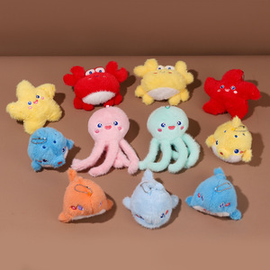 Venta al por mayor de fábrica: Adorables llaveros de peluche de animales marinos, suaves y esponjosos, de delfín, pulpo y tiburón, de dibujos animados marinos para niños. - Product Image 3