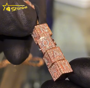 Pendentif Charm Hip Hop Design Full Iced Out en Argent Massif 925, Diamant Moissanite VVS, Bijou de Rappeur avec Nom ou Logo - Product Image 1