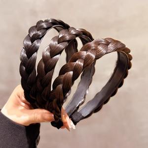 Serre-tête tressé en forme d'arête de poisson pour femme, en résine plastique, couleur unie, coiffe quotidienne CC16 15 - Product Image 1