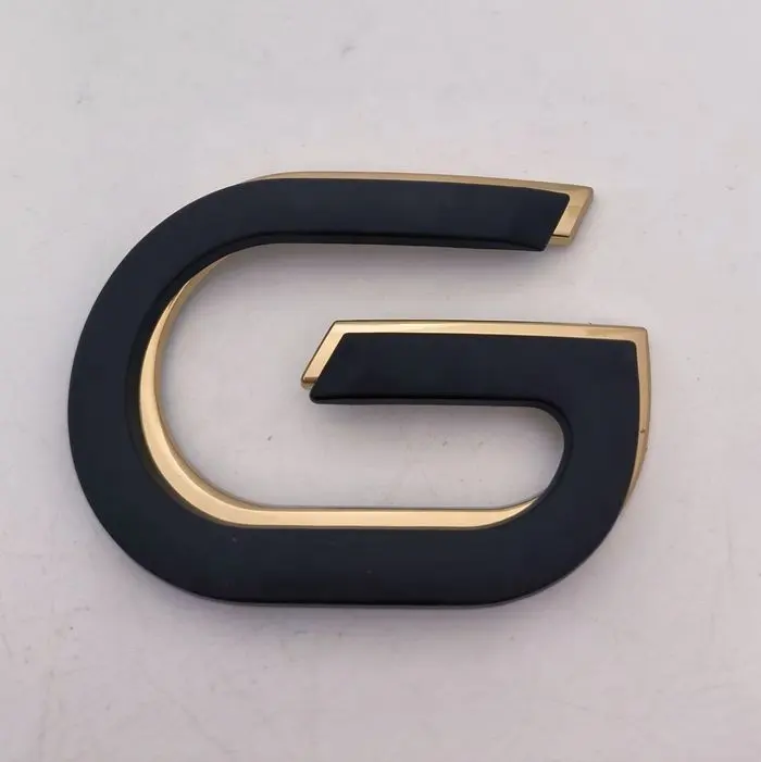 G letter special surface shoe buckles gold and black colour for lady shoes