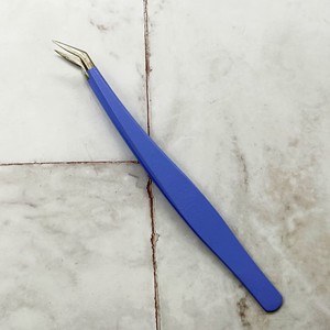 Pinzette Colorate di Alta Precisione in Acciaio Inossidabile per Extension Ciglia |   Design con piume dorate, delfini e fiori, <span class=keywords><strong>punta</strong></span> resistente e liscia - Product Image 4