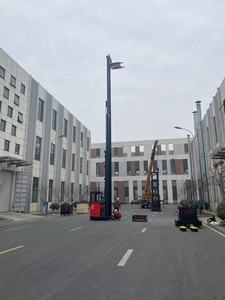 1.5 Ton Elektrische Reach Truck Heftruck Heftruck Hoogte 13.5M Fabriek Direct Produceren - Product Image 5