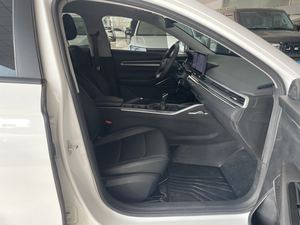 Auto Usado 2023 GEELY EMGRAND MANUAL EN STOCK <span class=keywords><strong>PRECIO</strong></span> ECONÓMICO BAJO KILOMETRAJE PINTURA ORIGINAL SIN REPINTAR ESTADO DEL AUTOMÓVIL NIVEL <span class=keywords><strong>DR</strong></span> CHA S 1.5L - Product Image 6
