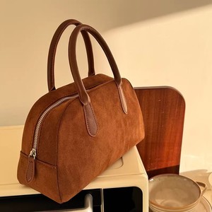 Sac Boston en daim <span class=keywords><strong>marron</strong></span> de qualité supérieure pour femmes Sac à main à fermeture à glissière avec doublure en polyester Sac fourre-tout pour le bowling - Product Image 2