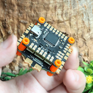 Contrôleur de vol en plastique HAKRC F7 V2 Stack 3B 60A 4-en-1 ESC BLHeli-32-bit 30.5x F7230 V2 pour drones FPV - Product Image 6