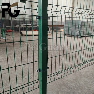 Paneles <span class=keywords><strong>de</strong></span> Cerca <span class=keywords><strong>de</strong></span> Seguridad <span class=keywords><strong>de</strong></span> Venta Caliente, Paneles <span class=keywords><strong>de</strong></span> Cerca <span class=keywords><strong>de</strong></span> Malla <span class=keywords><strong>de</strong></span> Alambre 3D para Seguridad <span class=keywords><strong>de</strong></span> Granjas, para Jardín Residencial - Product Image 4