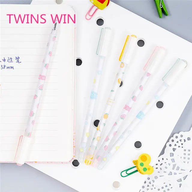 Coréen 2020 Offre Spéciale kawaii fournitures scolaires papeterie meilleure qualité nouveau Modèle Parfumée stylos stylo à encre gel en plastique 0.5mm 012