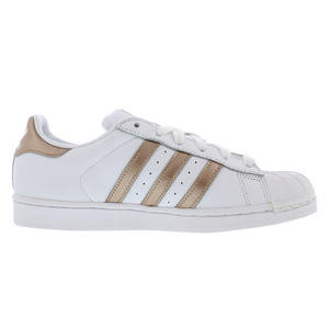 Chaussures Adidas Superstar pour femmes, taille 9, couleur : blanc/bronze - Product Image 2