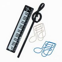 Soododo 2B HB crayon en bois noir avec plomb coloré en gros créatif High Note école de musique crayon promotionnel matière plastique