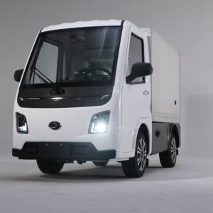 RUNHORSE Vehículo Eléctrico Chino L7e EEC COC 80Km/h Autonomía 201-300km Nueva Energía Mini Camioneta de Carga Pequeña para Entrega de Alimentos - Product Image 1